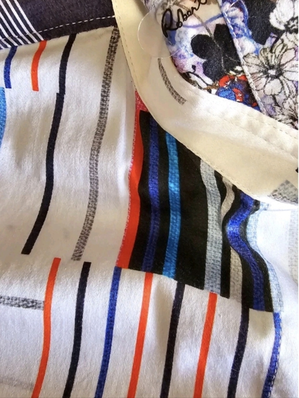 Robert Graham White Multi-Stripe Short Sleeve Button-Down Shirt - Picture 6 of 8